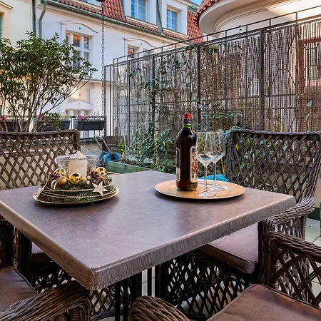 Pragueone Apartment,a/c,terrace Apartman Prága