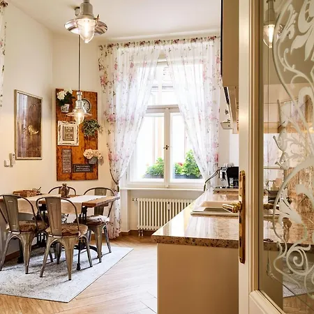 Apartman Pragueone Apartment,a/c,terrace Prága